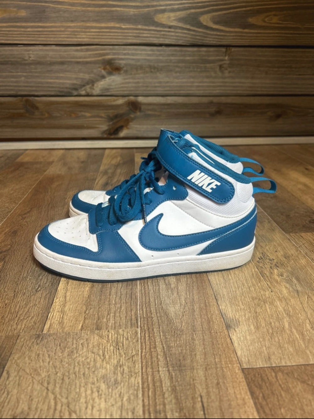 Nike Kids High-Top Sneakers in blue and White